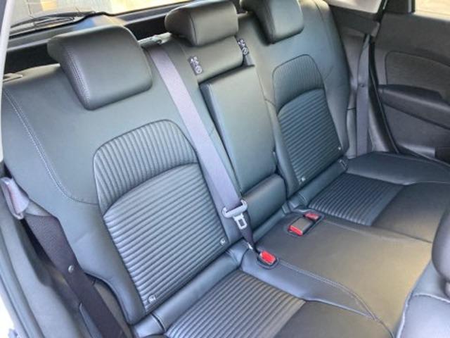 オーラ G レザーエディション こちらの車両は、ひょう害による凹みがございますが走行には問題ありません。安心してご購入していただくため、ご来店・現車確認ができるお客様にのみ販売しております。(20枚目)