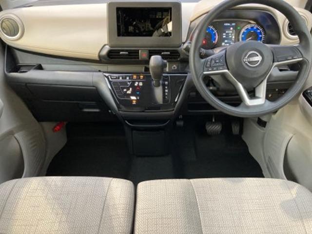 デイズ ６６０　Ｘ　雹害車　踏み間違え防止　禁煙　スマートキー　イモビライザー　バックカメラ　レーンキープ　アイドリングストップ　キーレス　フルオートエアコン　ＷＡＢ　運転席エアバック　サイドエアバッグ　ＰＳ　アルミホイール（6枚目）