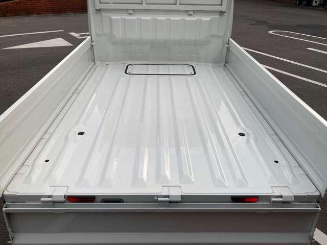 クリッパートラック 660 DX 雹害車 禁煙 パワステ エアコン 助手席エアバッグ 運転席エアバッグ パワーウインドウ アイドリングストップ キーレス(18枚目)