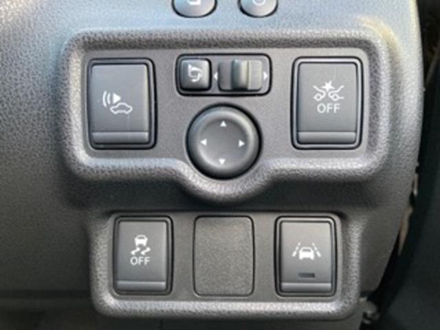 ノート 1.2 e-POWER メダリスト プレミアムホワイトインテリア 被害軽減ブレーキ テレビ バックモニター インテリキー アイドリングストップ 盗難防止装置 LEDランプ 車線逸脱警報システム ワンオーナー キーフリー アルミホイール ETC オートエアコン ABS(11枚目)