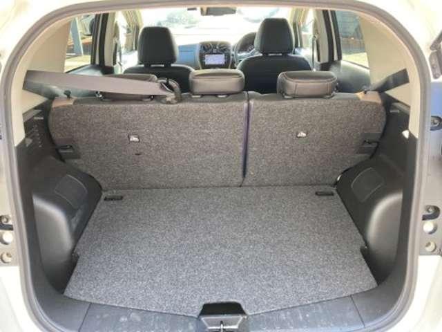 ノート １．２　ｅ－ＰＯＷＥＲ　メダリスト　アラウンドビューモニター　純正ナビ　被害軽減ブレーキ　ＴＶナビ　ドライブレコーダ　バックモニター　インテリキー　盗難防止装置　ＬＥＤランプ　車線逸脱警報システム　ワンオーナー　キーフリー　アルミホイール　ＥＴＣ　オートエアコン　記録簿（18枚目）