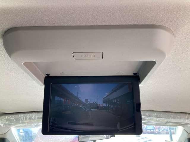 セレナ 2.0 ハイウェイスター 後席モニター 純正9インチナビ スマートキー&プッシュスタート メモリーナビゲーション 1オーナー LED キーレス ナビTV 点検記録簿 ETC車載器 ダブルエアバック ワンセグテレビ アルミホイル ABS ドライブレコーダー(4枚目)