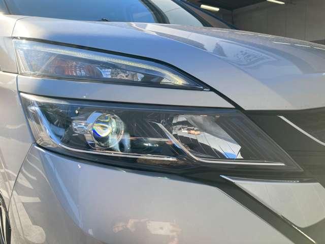 セレナ 2.0 ハイウェイスター 後席モニター 純正9インチナビ スマートキー&プッシュスタート メモリーナビゲーション 1オーナー LED キーレス ナビTV 点検記録簿 ETC車載器 ダブルエアバック ワンセグテレビ アルミホイル ABS ドライブレコーダー(12枚目)