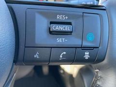 �ץ��ѥ����åȥ����å�����®ƻϩ�ǤΡ�ñĴ�ʡɽ������ԡɤ�Ĺ���֤Ρɽ�����ԡɡ����Σ��ĤΥ�����ǡ��ɥ饤�С������äƥ������롢�֥졼�������ƥ���󥰤�ư�����档 4