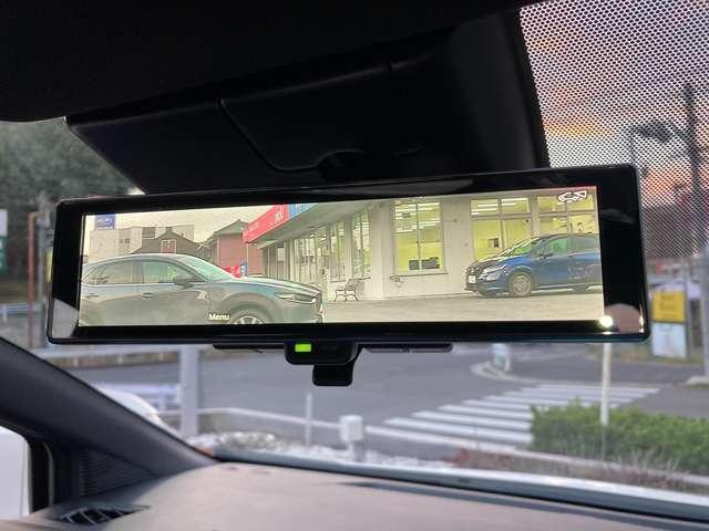 オーラ 1.2 NISMO 雹害車 【こちらの車両はひょう害車となります】新車保証はありません。軽微な凹みがありますが、走行に問題はございません。店頭にて現車をご確認いただきましてからのみの販売となります。(10枚目)