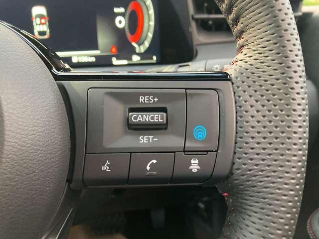 オーラ 1.2 NISMO 雹害車 【こちらの車両はひょう害車となります】新車保証はありません。軽微な凹みがありますが、走行に問題はございません。店頭にて現車をご確認いただきましてからのみの販売となります。(12枚目)