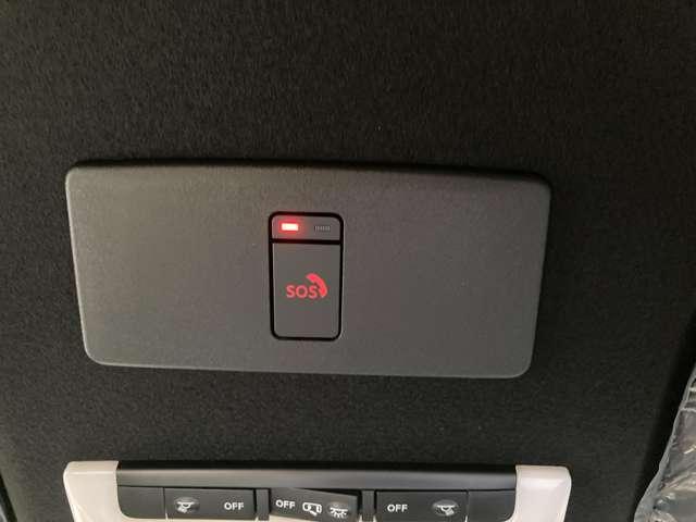 オーラ 1.2 NISMO 雹害車 【こちらの車両はひょう害車となります】新車保証はありません。軽微な凹みがありますが、走行に問題はございません。店頭にて現車をご確認いただきましてからのみの販売となります。(15枚目)