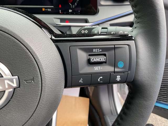 オーラ 1.2G レザーエディション 雹害車 【こちらの車両はひょう害車となります】新車保証はありません。軽微な凹みがありますが、走行に問題はございません。店頭にて現車をご確認いただきましてからのみの販売となります。 ★寒冷地仕様★シートヒ-タ-(11枚目)