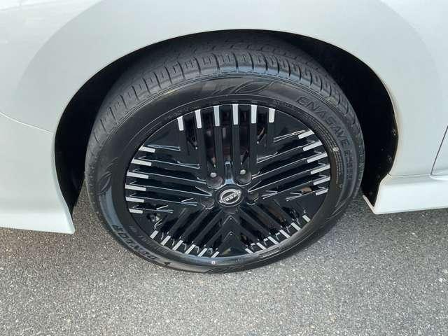 リーフ Ｘ　Ｖセレクション　プロパイロット　メ－カ－ナビ　レーダークルコン　３６０°カメラ　踏み間違い防止装置　ＬＥＤランプ　セキュリティ　ドライブレコーダー　禁煙　１オーナー　ＥＴＣ　インテリキー　レーンキープアシスト　サイドエアバッグ　パワーウィンドウ（20枚目）