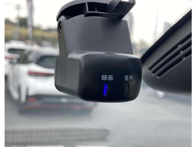 セレナ 2.0 ハイウェイスター V プロパイロットエディション ★エマージェンシーブレーキ★ハンズフリー両側オートスライドドア★LEDヘッドライト★インテリジェントキー★純正10インチナビ・フルセグTV★ドラレコ(フロント・リヤ)★ETC★ワンオーナー★(13枚目)