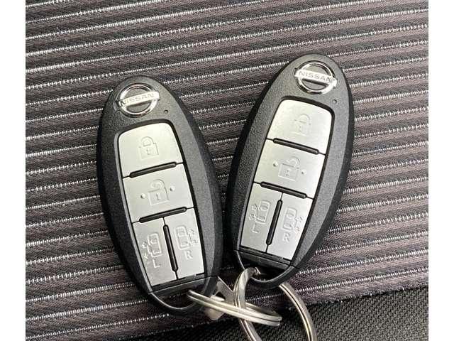セレナ 2.0 ハイウェイスター V プロパイロットエディション ★エマージェンシーブレーキ★ハンズフリー両側オートスライドドア★LEDヘッドライト★インテリジェントキー★純正10インチナビ・フルセグTV★ドラレコ(フロント・リヤ)★ETC★ワンオーナー★(17枚目)