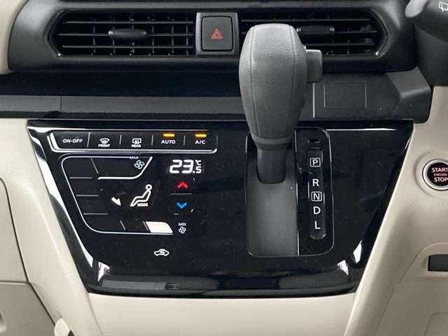 ルークス X アラウンドビューモニター★純正ナビ&Bluetooth&フルセグTV★助手席側オートスライドドア★衝突被害軽減ブレーキ★踏み間違い防止★車線逸脱警報(11枚目)