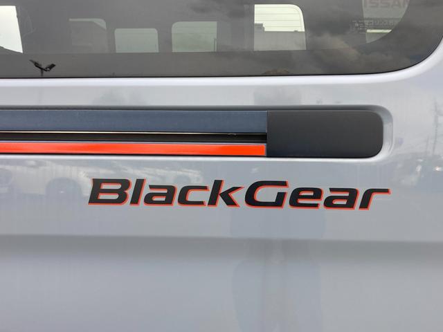 NV350キャラバンバン 2.0 プレミアムGX ブラックギア ロングボディ ★アラウンドビューモニター★助手席側オートスライドドア★LEDライト★衝突被害軽減ブレーキ★純正ナビ★フルセグTV、CD録音再生、DVD再生、AUX、Bluetoothハンズフリー/音楽再生・携帯★(25枚目)