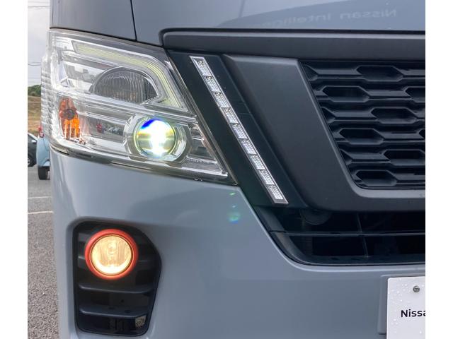 NV350キャラバンバン 2.0 プレミアムGX ブラックギア ロングボディ ★アラウンドビューモニター★助手席側オートスライドドア★LEDライト★衝突被害軽減ブレーキ★純正ナビ★フルセグTV、CD録音再生、DVD再生、AUX、Bluetoothハンズフリー/音楽再生・携帯★(27枚目)