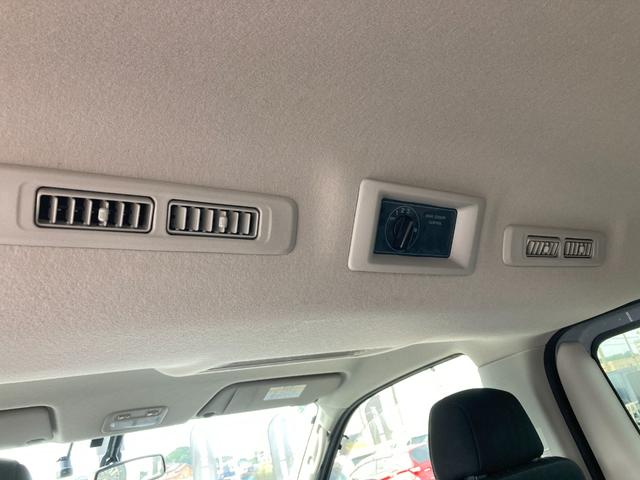 NV350キャラバンバン 2.0 プレミアムGX ブラックギア ロングボディ ★アラウンドビューモニター★助手席側オートスライドドア★LEDライト★衝突被害軽減ブレーキ★純正ナビ★フルセグTV、CD録音再生、DVD再生、AUX、Bluetoothハンズフリー/音楽再生・携帯★(33枚目)