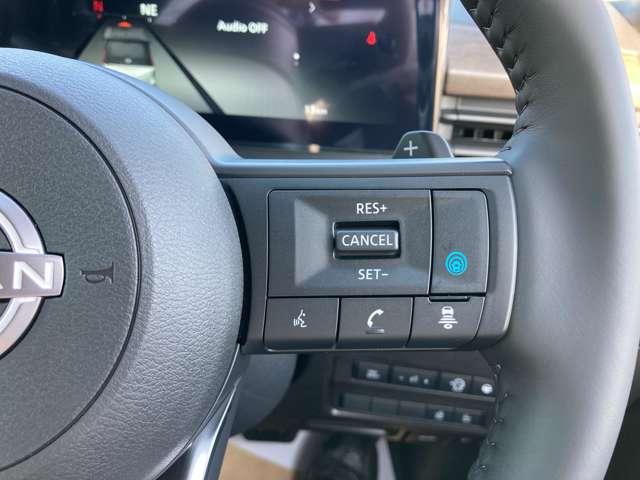 セレナ ハイウェイスターV こちらの車両はひょう害車となります。新車保証はありません。軽微な凹みがありますが、走行に問題はございません。店頭にて現車をご確認いただきましてからのみの販売となります。(12枚目)