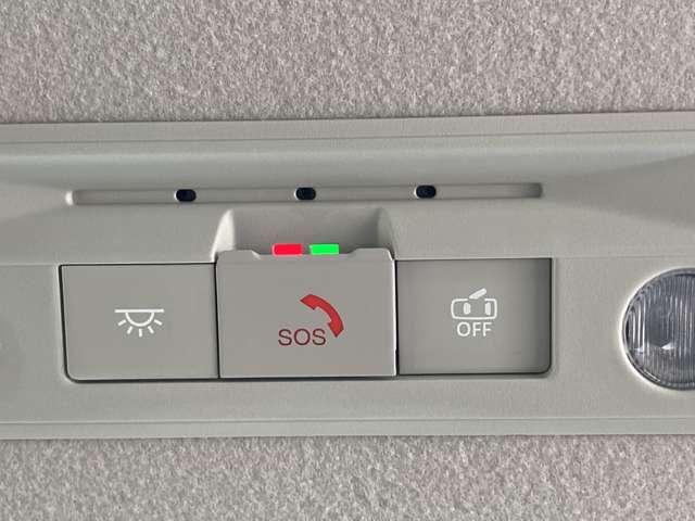 セレナ ハイウェイスターV こちらの車両はひょう害車となります。新車保証はありません。軽微な凹みがありますが、走行に問題はございません。店頭にて現車をご確認いただきましてからのみの販売となります。(20枚目)