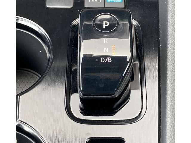 エクストレイル 1.5 X e-4ORCE 4WD プロパイロット 防水シート メーカーナビ アラウンドビューモニタ 地デジ 盗難防止装置 AW キーレス スマートキー メモリーナビ サイドエアバック ナビTV 4WD AAC ETC 寒冷地仕様(29枚目)