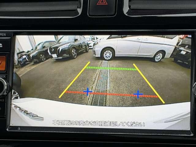 マーチ １．２　Ｘ　ＦＯＵＲ　４ＷＤ　純正ナビ　ＴＶ　バックモニター　ドラレコ　切替４ＷＤ　メモリーナビ　バックカメラ　ドライブレコーダー　ワンオーナー　禁煙車　エアコン　インテリジェントキー　パワーウィンドウ　ＥＴＣ（7枚目）