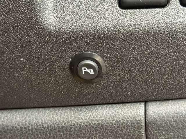 マーチ １．２　Ｘ　ＦＯＵＲ　４ＷＤ　純正ナビ　ＴＶ　バックモニター　ドラレコ　切替４ＷＤ　メモリーナビ　バックカメラ　ドライブレコーダー　ワンオーナー　禁煙車　エアコン　インテリジェントキー　パワーウィンドウ　ＥＴＣ（8枚目）