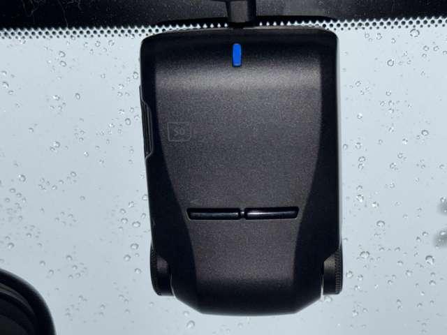 マーチ １．２　Ｘ　ＦＯＵＲ　４ＷＤ　純正ナビ　ＴＶ　バックモニター　ドラレコ　切替４ＷＤ　メモリーナビ　バックカメラ　ドライブレコーダー　ワンオーナー　禁煙車　エアコン　インテリジェントキー　パワーウィンドウ　ＥＴＣ（9枚目）