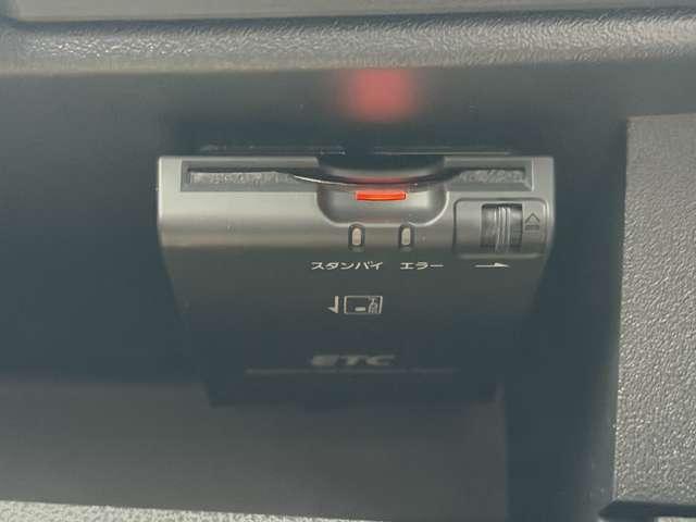 マーチ １．２　Ｘ　ＦＯＵＲ　４ＷＤ　純正ナビ　ＴＶ　バックモニター　ドラレコ　切替４ＷＤ　メモリーナビ　バックカメラ　ドライブレコーダー　ワンオーナー　禁煙車　エアコン　インテリジェントキー　パワーウィンドウ　ＥＴＣ（11枚目）