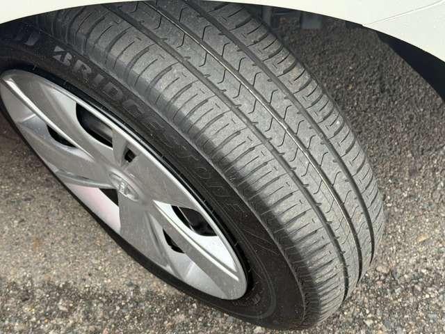 マーチ １．２　Ｘ　ＦＯＵＲ　４ＷＤ　純正ナビ　ＴＶ　バックモニター　ドラレコ　切替４ＷＤ　メモリーナビ　バックカメラ　ドライブレコーダー　ワンオーナー　禁煙車　エアコン　インテリジェントキー　パワーウィンドウ　ＥＴＣ（15枚目）