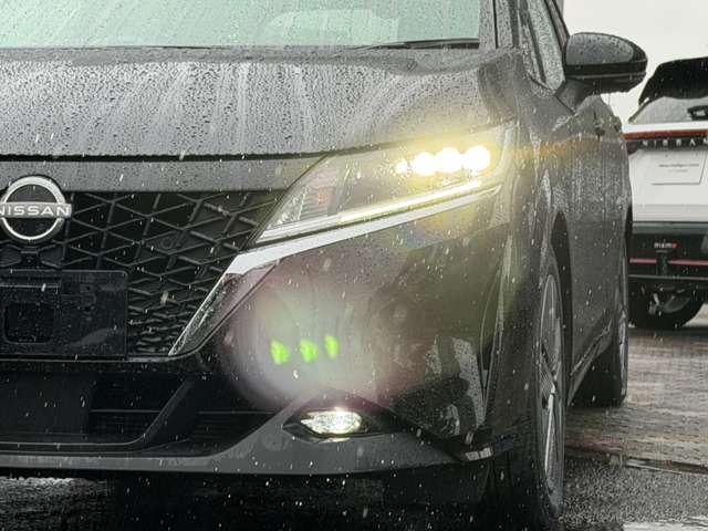 ノート 1.2 X 純正大型ナビ 被害軽減 全周囲カメラ リアカメラ 衝突被害軽減ブレ-キ 全方位カメラ ETC付 禁煙車 LEDヘッドライト レーンアシスト インテリジェントキー ワンオーナー ドラレコ 盗難防止システム ワンセグTV TVナビ キーレス(13枚目)