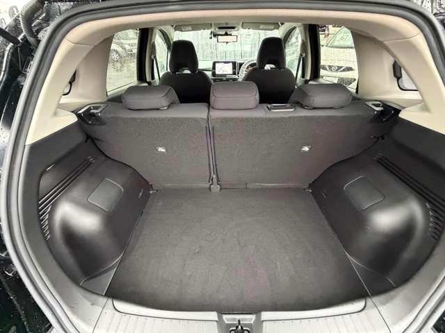 ノート 1.2 X 純正大型ナビ 被害軽減 全周囲カメラ リアカメラ 衝突被害軽減ブレ-キ 全方位カメラ ETC付 禁煙車 LEDヘッドライト レーンアシスト インテリジェントキー ワンオーナー ドラレコ 盗難防止システム ワンセグTV TVナビ キーレス(20枚目)