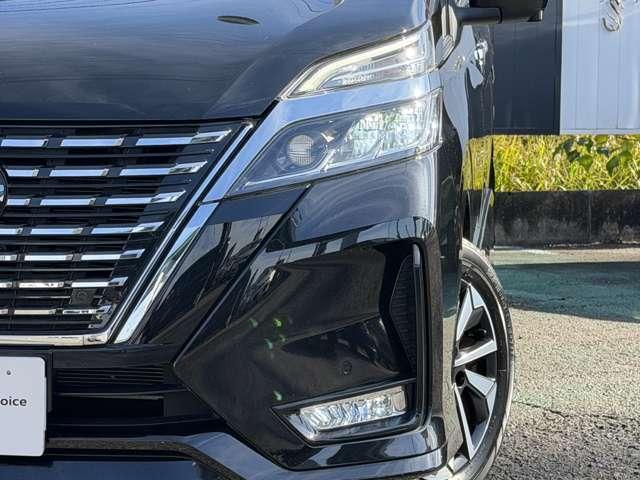 セレナ ハイウェイスターＶ　プロパイロット　純正大画面ナビ　被害軽減　プロパイロット・アラウンドビューモニター・ＥＴＣ２．０・両側ハンズフリーオートスライドドア・ＬＥＤヘッドライト・純正前後ドラレコ・インテリジェントルームミラー・エマージェンシーブレーキ・車線逸脱警報（16枚目）