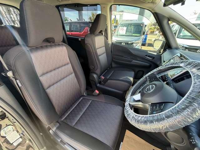 セレナ ハイウェイスターＶ　プロパイロット　純正大画面ナビ　被害軽減　プロパイロット・アラウンドビューモニター・ＥＴＣ２．０・両側ハンズフリーオートスライドドア・ＬＥＤヘッドライト・純正前後ドラレコ・インテリジェントルームミラー・エマージェンシーブレーキ・車線逸脱警報（20枚目）