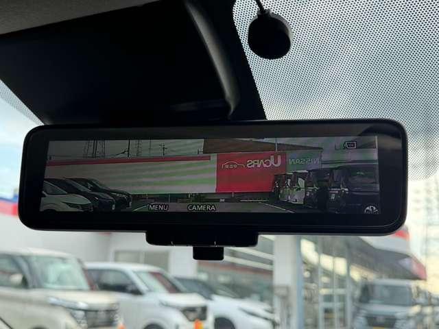 ノート １．２　ｅ－ＰＯＷＥＲ　Ｘ　純正ナビ　被害軽減　全周囲カメラ　３６０°カメラ　Ｒカメラ　運転席助手席エアバック　レーンキープ　ＡＵＴＯエアコン　１オーナー　盗難防止システム　ナビＴＶ　ＡＷ　サイドカメラ　運転席エアバッグ　キーレスエントリー　ＥＴＣ車載器　ＡＢＳ（8枚目）