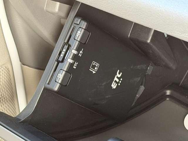 クリッパーバン 660 DX GLパッケージ ハイルーフ 当社試乗車試乗車 純正ナビ・フルセグTV・バックカメラ・パーキングソナー・純正ドラレコ・LEDヘッドライト・ハイビームアシスト・シートヒーター・USB電源・エマージェンシーブレーキ・車線逸脱警報・踏み間違い防止・(11枚目)