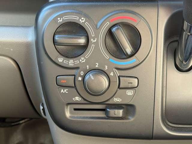 クリッパーバン 660 DX GLパッケージ ハイルーフ 当社試乗車試乗車 純正ナビ・フルセグTV・バックカメラ・パーキングソナー・純正ドラレコ・LEDヘッドライト・ハイビームアシスト・シートヒーター・USB電源・エマージェンシーブレーキ・車線逸脱警報・踏み間違い防止・(15枚目)