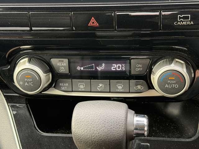 セレナ ２．０　ハイウェイスター　Ｖ　純正大型ナビ　被害軽減　全周囲カメラ　アラウンドビュ－　１オナ　アルミ　衝突被害軽減　エアバッグ　両側オートスライドドア　ＬＥＤライト　インテリジェントキー　サイドカメラ　メモリーナビ　アイドリングストップ　ナビＴＶ　ドラレコ　パワステ（17枚目）