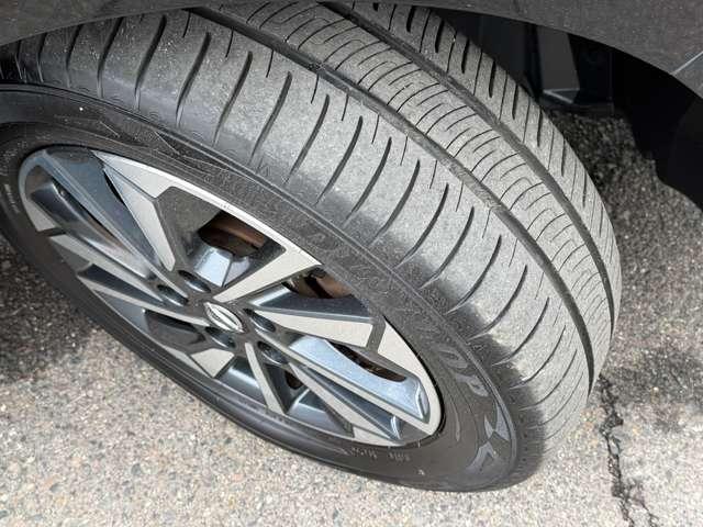 セレナ ２．０　ハイウェイスター　Ｖ　純正大型ナビ　被害軽減　全周囲カメラ　アラウンドビュ－　１オナ　アルミ　衝突被害軽減　エアバッグ　両側オートスライドドア　ＬＥＤライト　インテリジェントキー　サイドカメラ　メモリーナビ　アイドリングストップ　ナビＴＶ　ドラレコ　パワステ（19枚目）