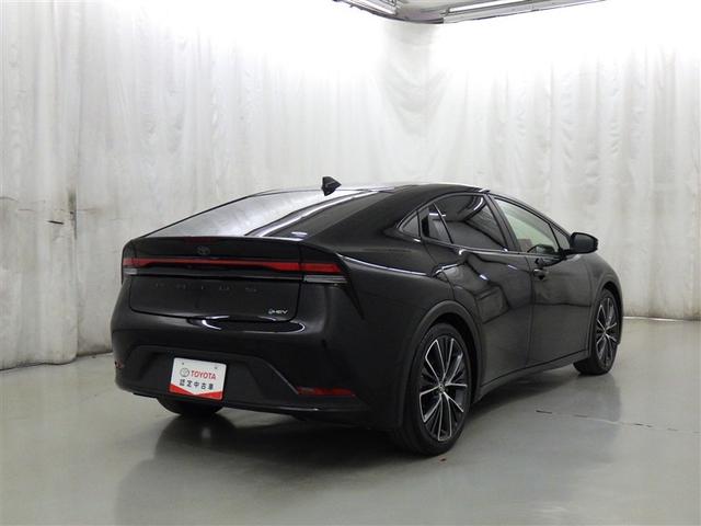 プリウス G 衝突被害軽減システム フルセグ バックカメラ ETC ミュージックプレイヤー接続可 オートクルーズコントロール LEDヘッドランプ スマートキー キーレス ハイブリッド(6枚目)