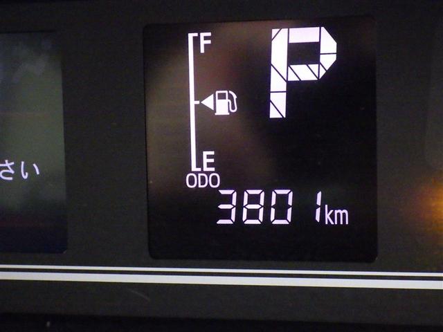 タント カスタムＲＳ　衝突被害軽減システム　ＬＥＤヘッドランプ　両側電動スライド　スマートキー　キーレス　アイドリングストップ（17枚目）