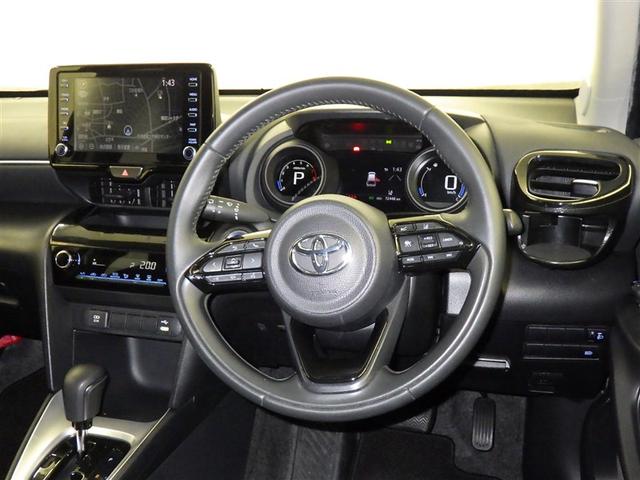 ヤリスクロス Ｇ　衝突被害軽減システム　バックカメラ　ＥＴＣ　ドラレコ　ＣＤ　ミュージックプレイヤー接続可　ＤＶＤ再生　オートクルーズコントロール　ＬＥＤヘッドランプ　スマートキー　キーレス（8枚目）