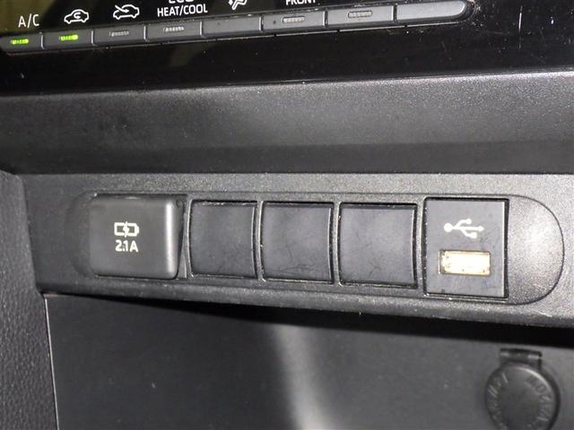 ヤリスクロス Ｇ　衝突被害軽減システム　バックカメラ　ＥＴＣ　ドラレコ　ＣＤ　ミュージックプレイヤー接続可　ＤＶＤ再生　オートクルーズコントロール　ＬＥＤヘッドランプ　スマートキー　キーレス（13枚目）