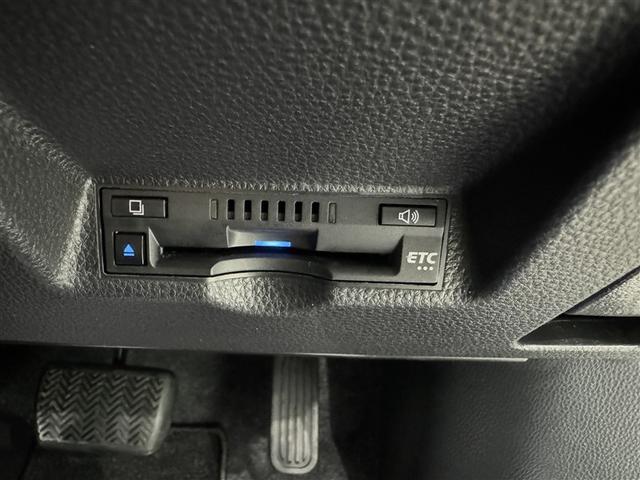 ヤリスクロス Ｇ　衝突被害軽減システム　バックカメラ　ＥＴＣ　ドラレコ　ミュージックプレイヤー接続可　オートクルーズコントロール　スマートキー　キーレス（13枚目）