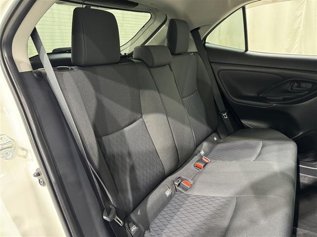 ヤリスクロス Ｇ　衝突被害軽減システム　バックカメラ　ＥＴＣ　ドラレコ　ミュージックプレイヤー接続可　オートクルーズコントロール　スマートキー　キーレス（27枚目）