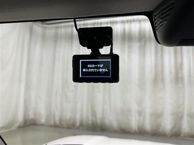 万が一のトラブルのときにも役に立つドライブレコーダーを装備しています。側面衝突や幅寄せ・割り込み対策に！