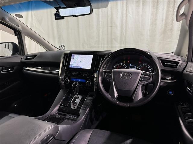 アルファード ２．５Ｓ　Ｃパッケージ　衝突被害軽減システム　メモリーナビ　フルセグ　バックカメラ　ＥＴＣ　ドラレコ　ＣＤ　ミュージックプレイヤー接続可　ＤＶＤ再生　後席モニター　サンルーフ　電動シート　オートクルーズコントロール　キーレス（9枚目）