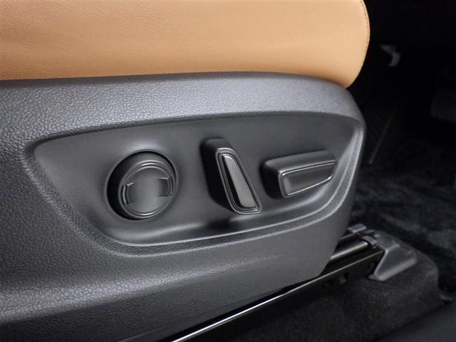 クラウンスポーツ Ｚ　衝突被害軽減システム　フルセグ　バックカメラ　ＥＴＣ　ドラレコ　ミュージックプレイヤー接続可　サンルーフ　革シート　電動シート　オートクルーズコントロール　ＬＥＤヘッドランプ　スマートキー　キーレス（26枚目）