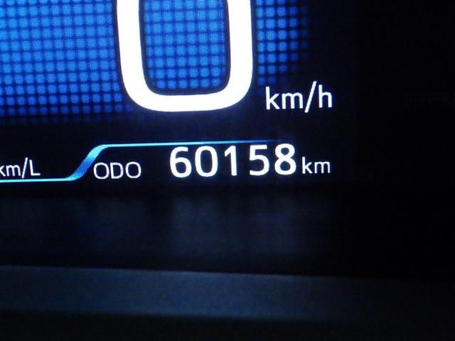 �ʐ^�B�e���̑��s�����ł��B�X�܊Ԃ̈ړ��Ȃǂő��s�������L�тĂ���ꍇ������܂��B