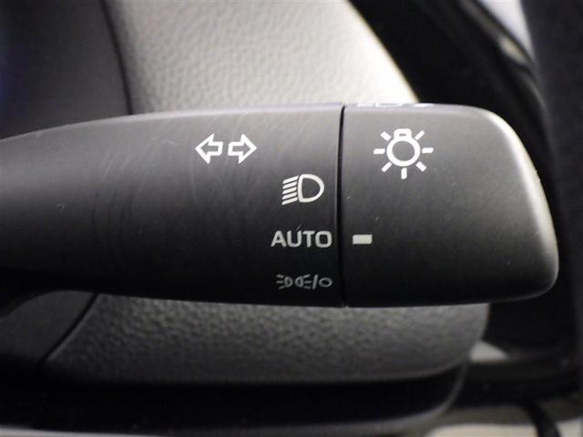 �g���l���ȂǁA���̖͂��邳�̕ω��Ń����v�ނ������I���E�I�t����R�����C�g�ł��i�����Y��h�~�@�\�t�j