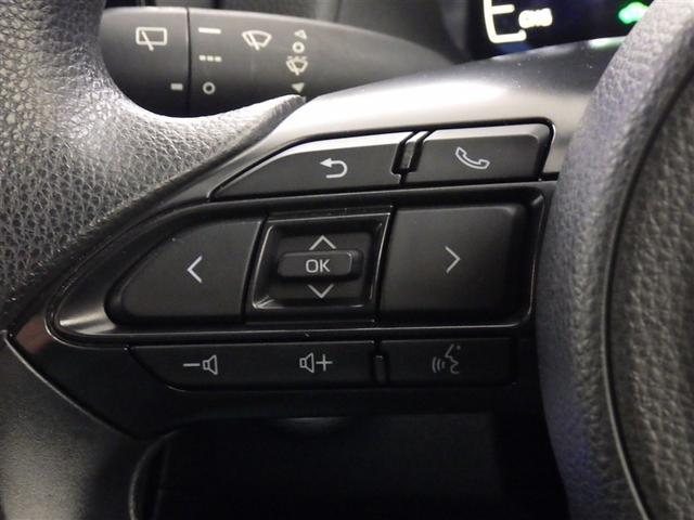 �X�e�A�����O�X�C�b�`�����I�^�]���Ȃ���茳�ŃI�[�f�B�I�̑���Ȃǂ��ł��܂��B