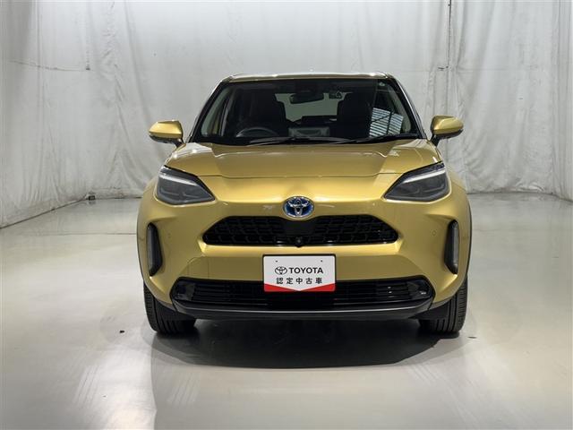 ヤリスクロス ハイブリッドＺ　衝突被害軽減システム　メモリーナビ　フルセグ　バックカメラ　ＥＴＣ　ドラレコ　ミュージックプレイヤー接続可　オートクルーズコントロール　ＬＥＤヘッドランプ　スマートキー　キーレス　ハイブリッド（4枚目）