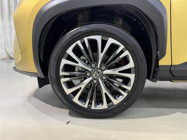 ヤリスクロス ハイブリッドＺ　衝突被害軽減システム　メモリーナビ　フルセグ　バックカメラ　ＥＴＣ　ドラレコ　ミュージックプレイヤー接続可　オートクルーズコントロール　ＬＥＤヘッドランプ　スマートキー　キーレス　ハイブリッド（35枚目）